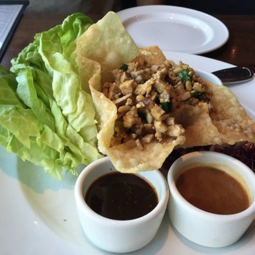 Chicken Lettuce Wraps​