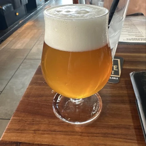 House Belgian White